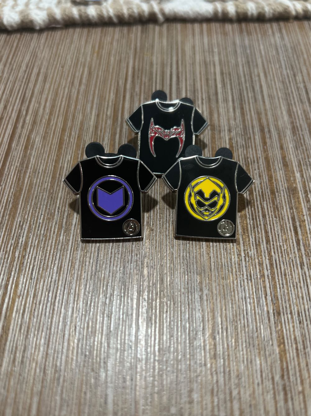 Marvel Shirt Pin - Marvel pin collectible - Main Image 2