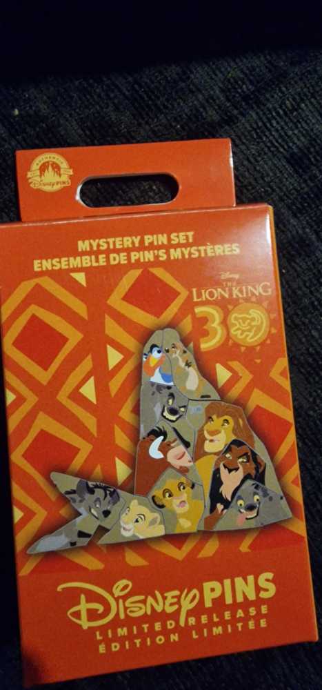 Lion King 30th Anniversary Mystery Set A  pin collectible [Barcode 438017779938] - Main Image 2