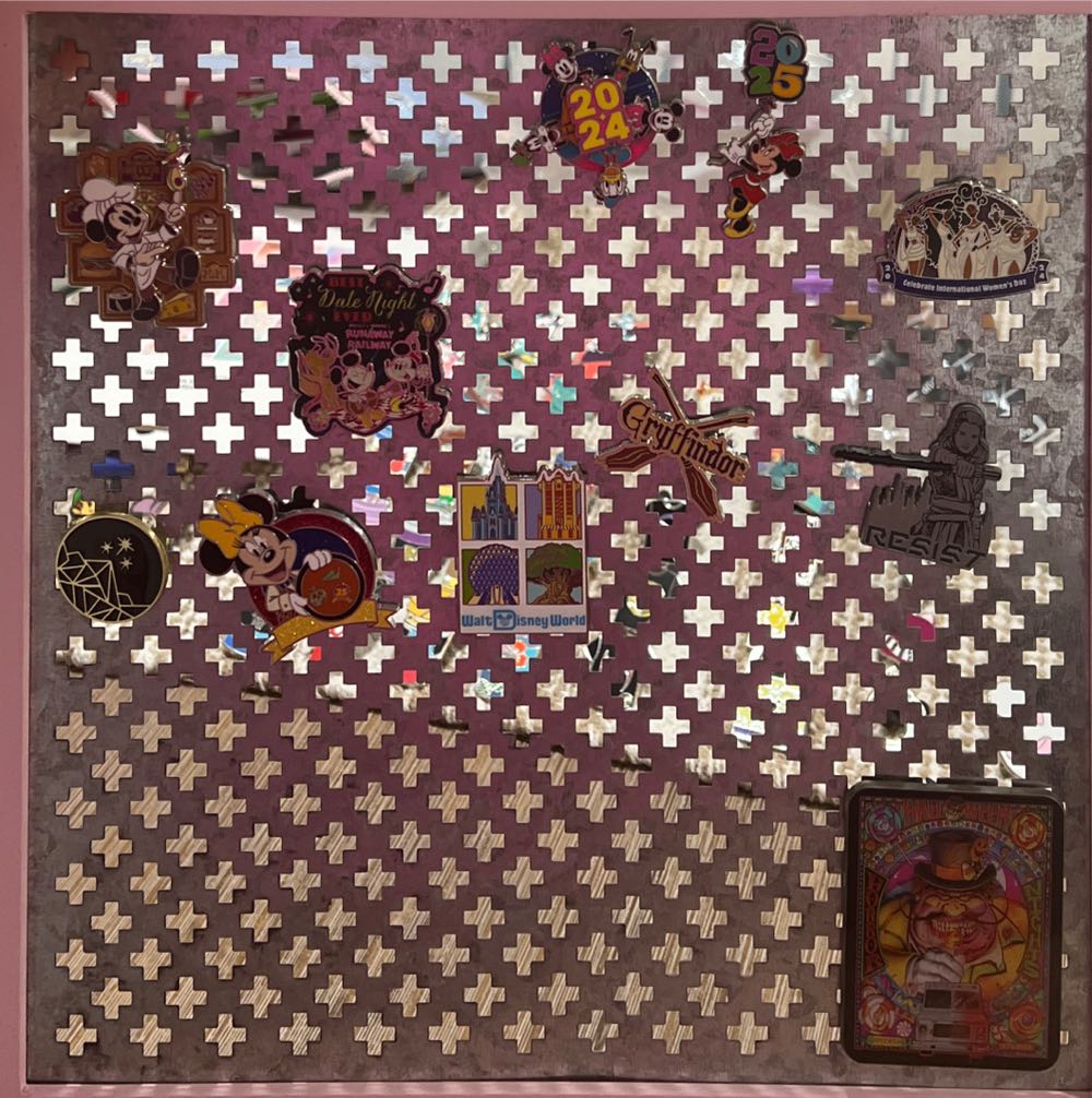 Loungefly - Chibi Peter Pan & Tinker Bell Set