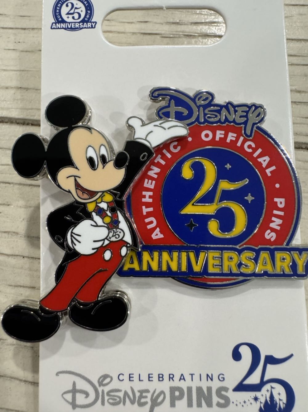 25 Years Of Pin Trading Mickey Disney Logo Parks Mouse - Open Edition pin collectible [Barcode 400989019510] - Main Image 2