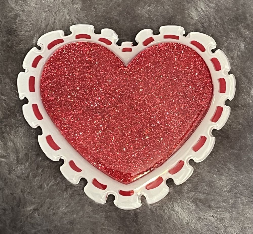 Lillian*Madison - Ruffled Heart - Brooch pin collectible - Main Image 2