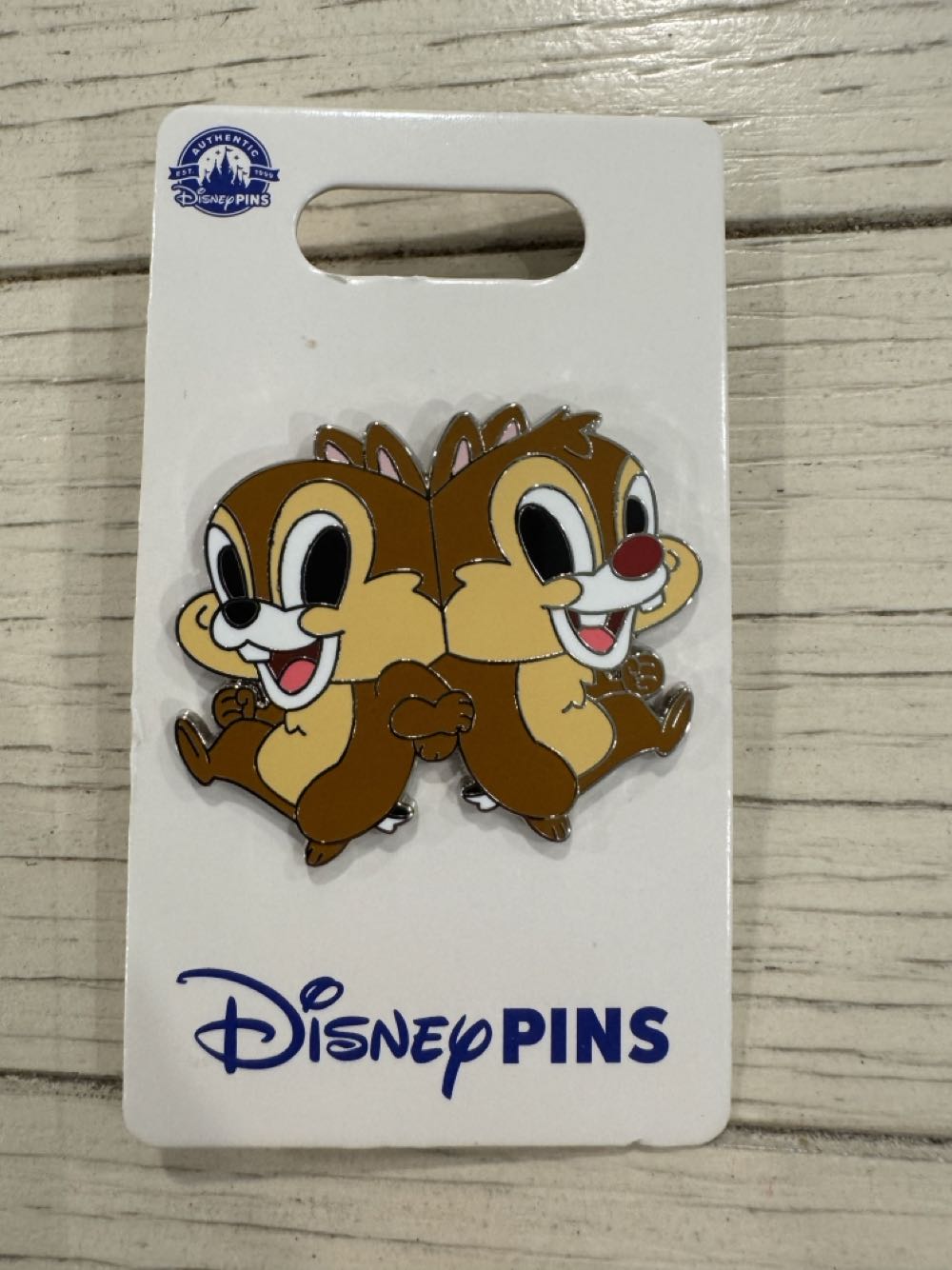 Chip And Dale As Kids  pin collectible [Barcode 400956623672] - Main Image 3