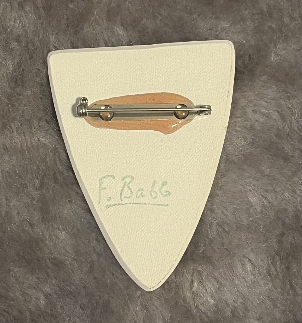 Fred Babb - PMS Has No Effect on Me - Ceramic Brooch pin collectible - Main Image 3