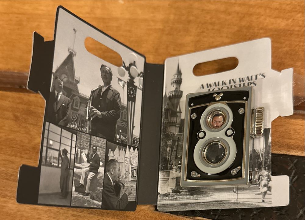 Mickey Pullman Suitcase