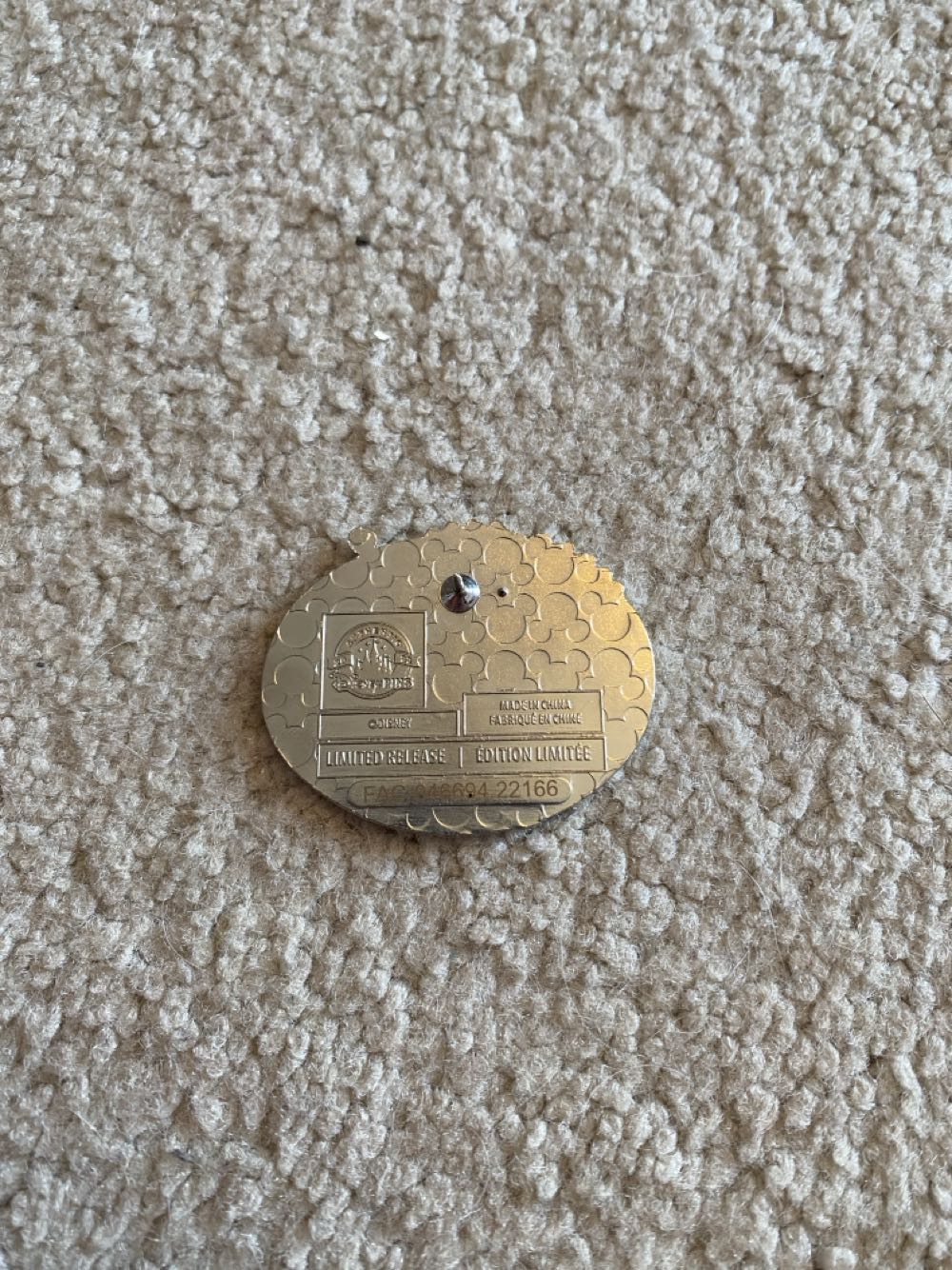 Prep And Landing  pin collectible [Barcode 400951266935] - Main Image 2