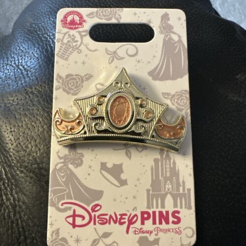 Tiana Mirror With Vanity