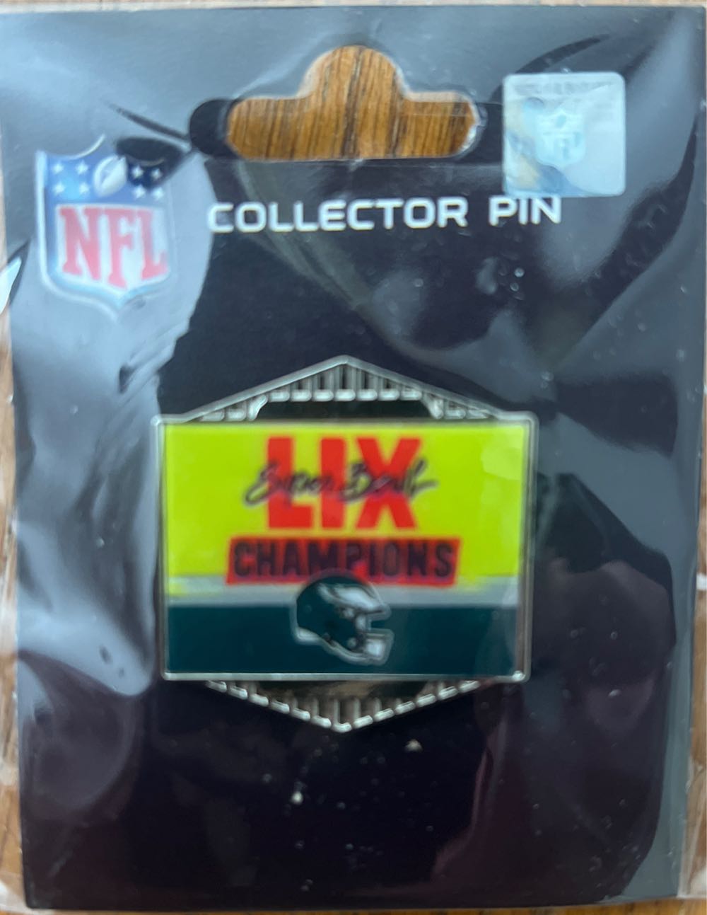 Wincraft Philadelphia Eagles Super Bowl Lix Champions Collector Pin  pin collectible [Barcode 194166939684] - Main Image 2