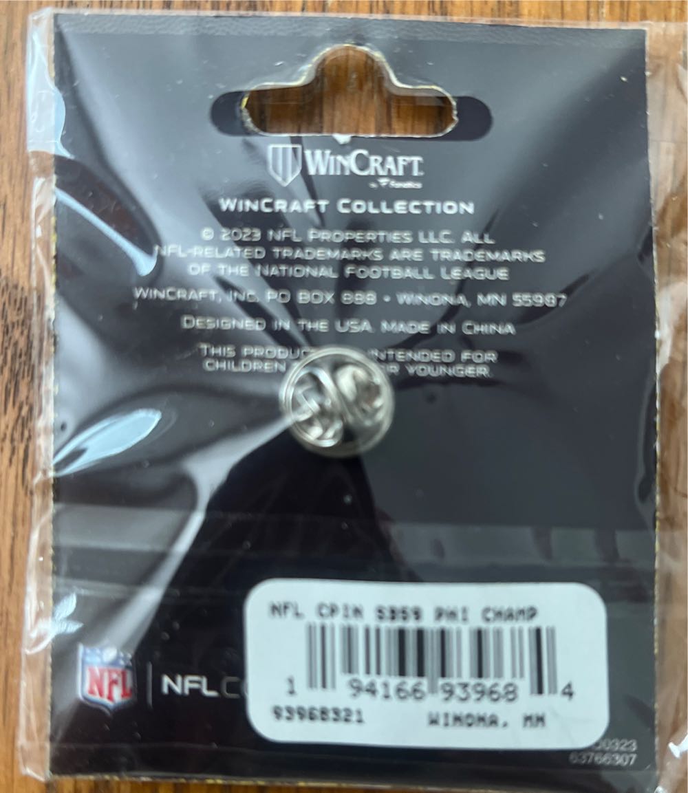Wincraft Philadelphia Eagles Super Bowl Lix Champions Collector Pin  pin collectible [Barcode 194166939684] - Main Image 3