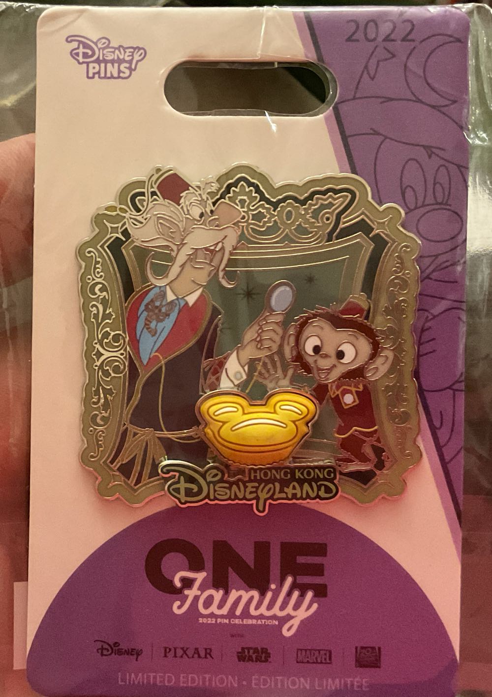 Los Angeles Dodgers Fire Truck Pin