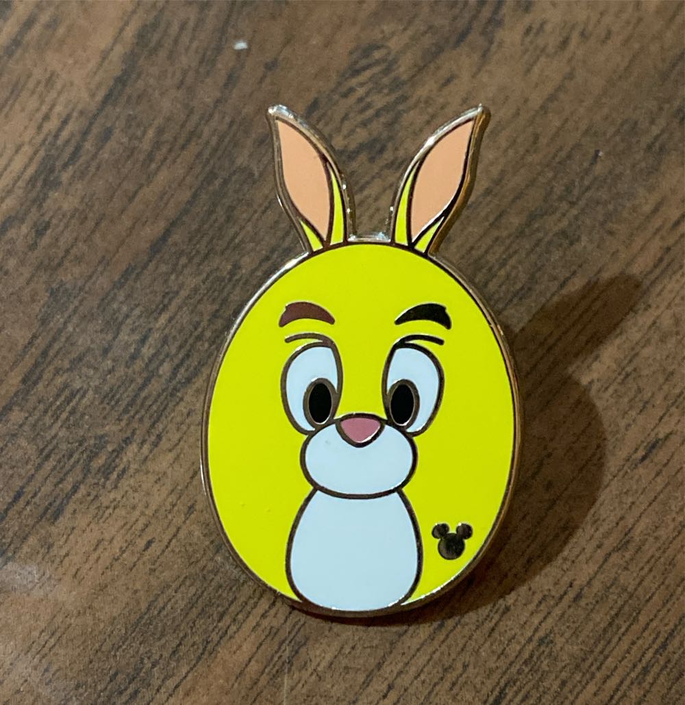 Disney 3 Inch Funko Pop Pin | Daisy Duck