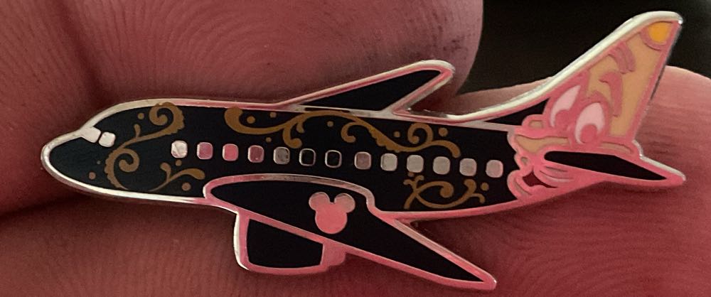 Los Angeles Dodgers Fire Truck Pin