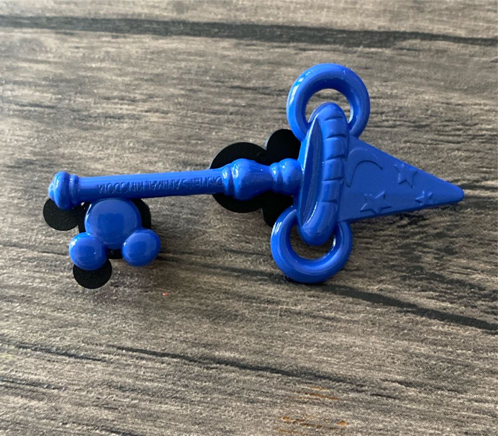 2023 Christmas Resort Pins All Star