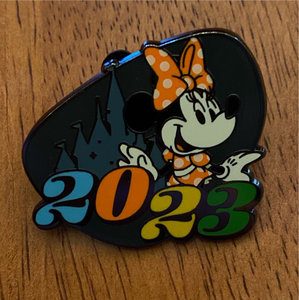 Loungefly Disney Mickey And Friends Picnic 3” Collector Box Pin