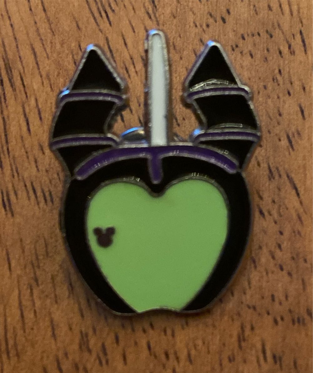 The Haunted Mansion Friday The 13th Day Of Celebration 5 Pin Set Disney