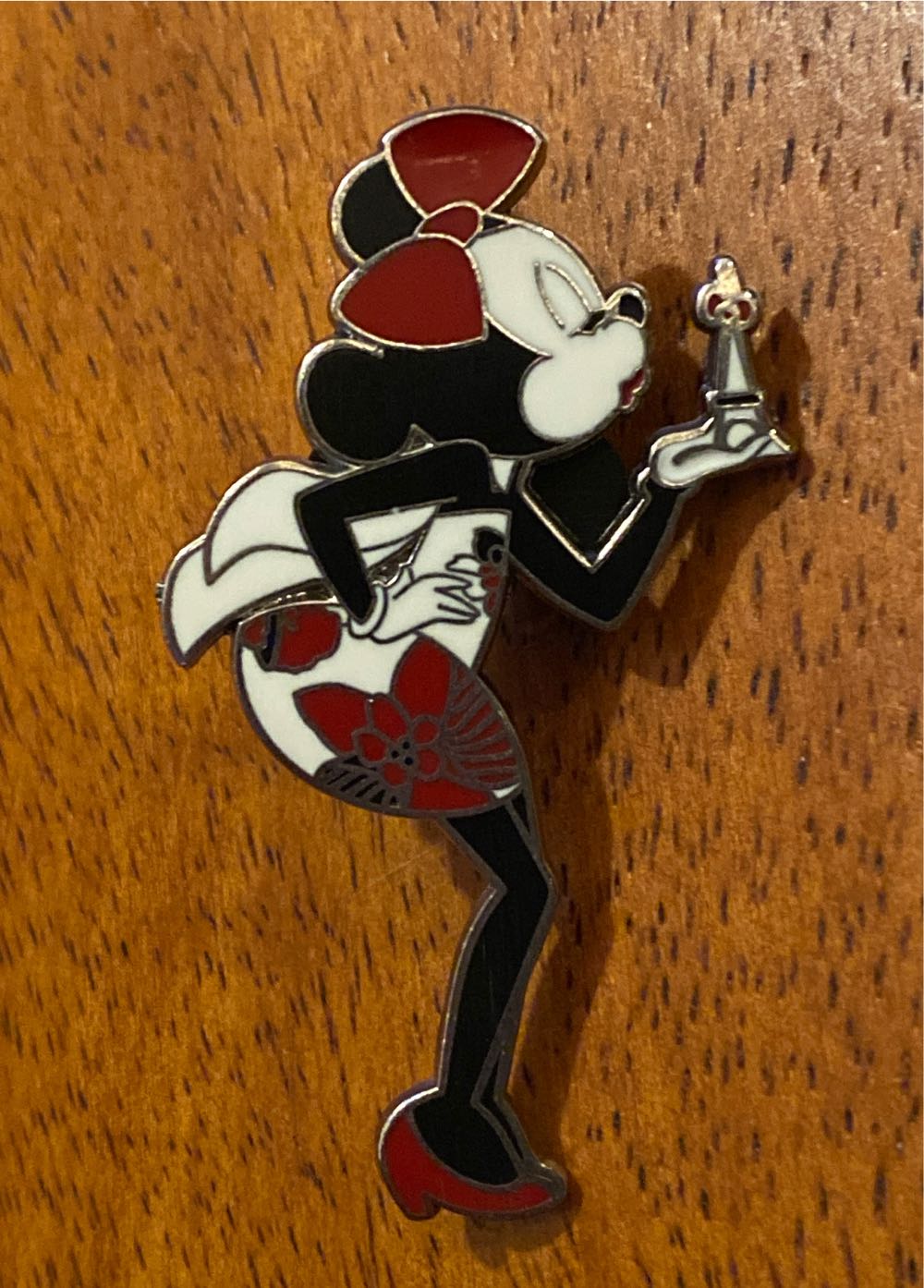 Disney Store Thanos Pin Marvel Villains Limited Release And