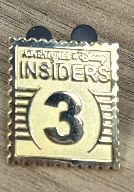 DLP Aristocats Eiffel Tower And Bow