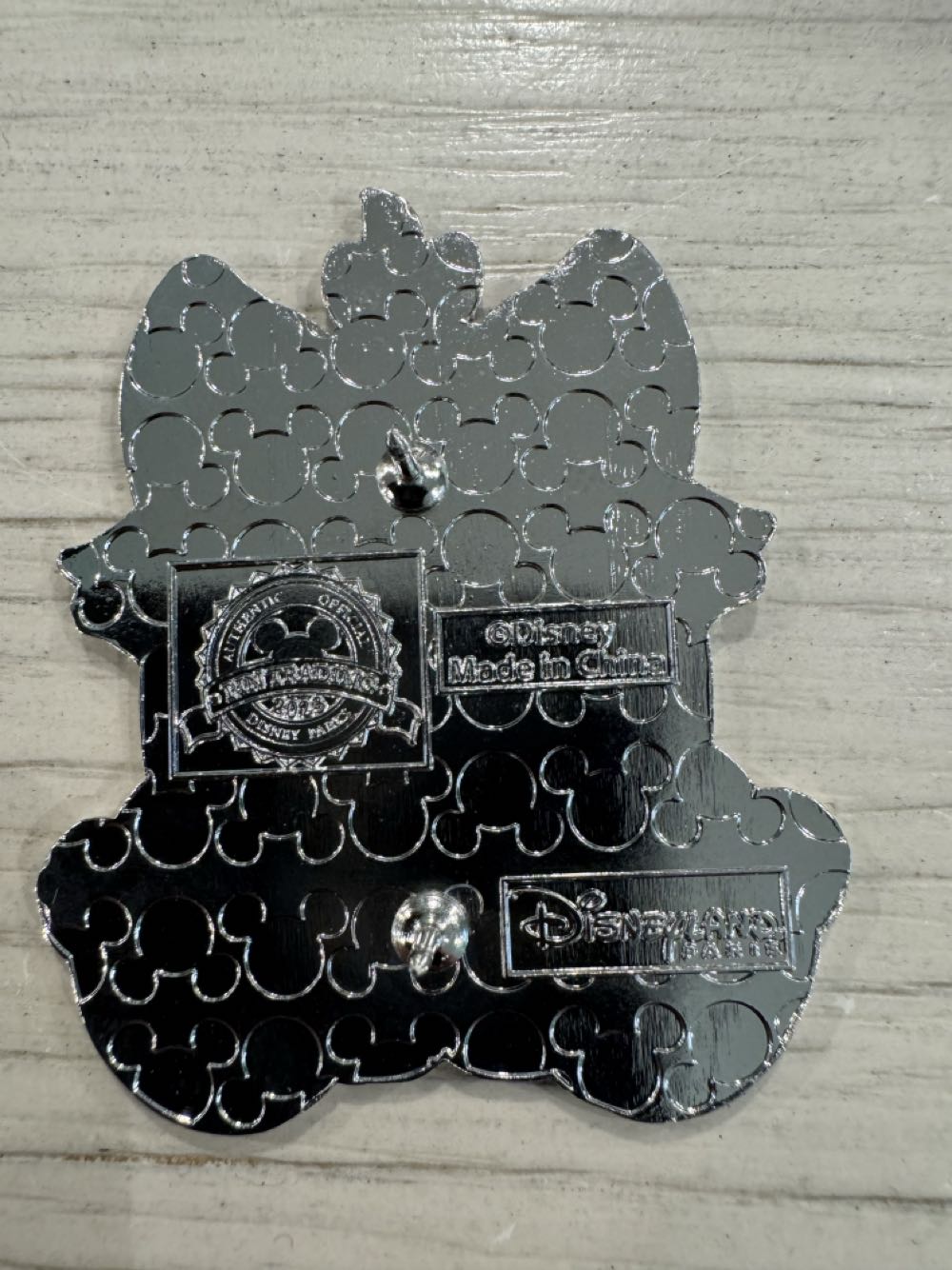 DLP Marie Big Feet Aristocats Disneyland Paris  pin collectible [Barcode 2078010240110] - Main Image 3