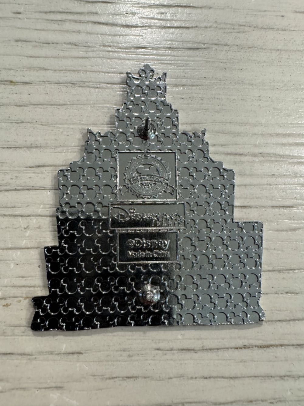 DLP, Phantom Manor  pin collectible - Main Image 2