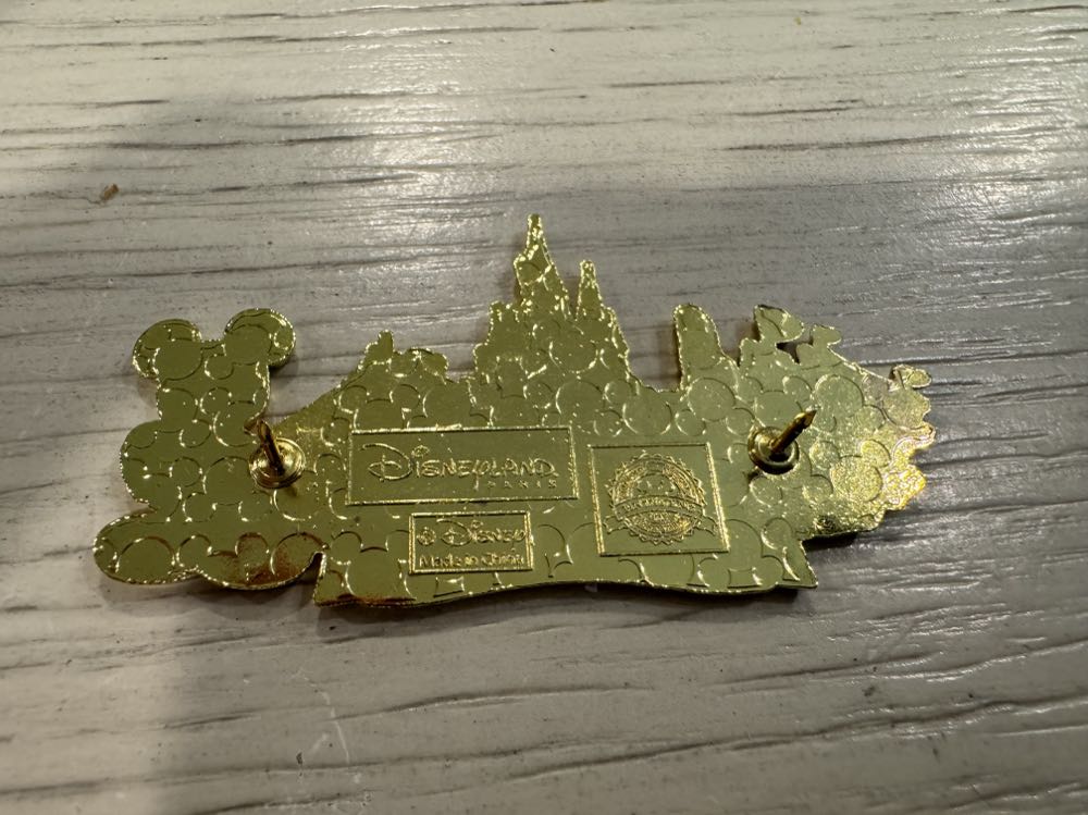 DLP Disneyland Paris Park Icons With Mickey  pin collectible - Main Image 2