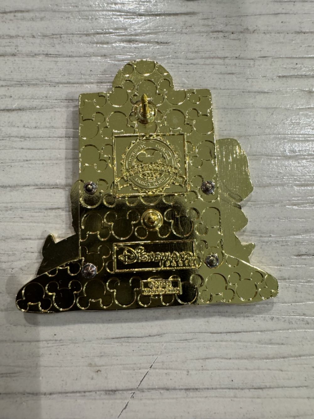 DLP Tower Of Terror Chip And Dale  pin collectible [Barcode 2078010250157] - Main Image 3