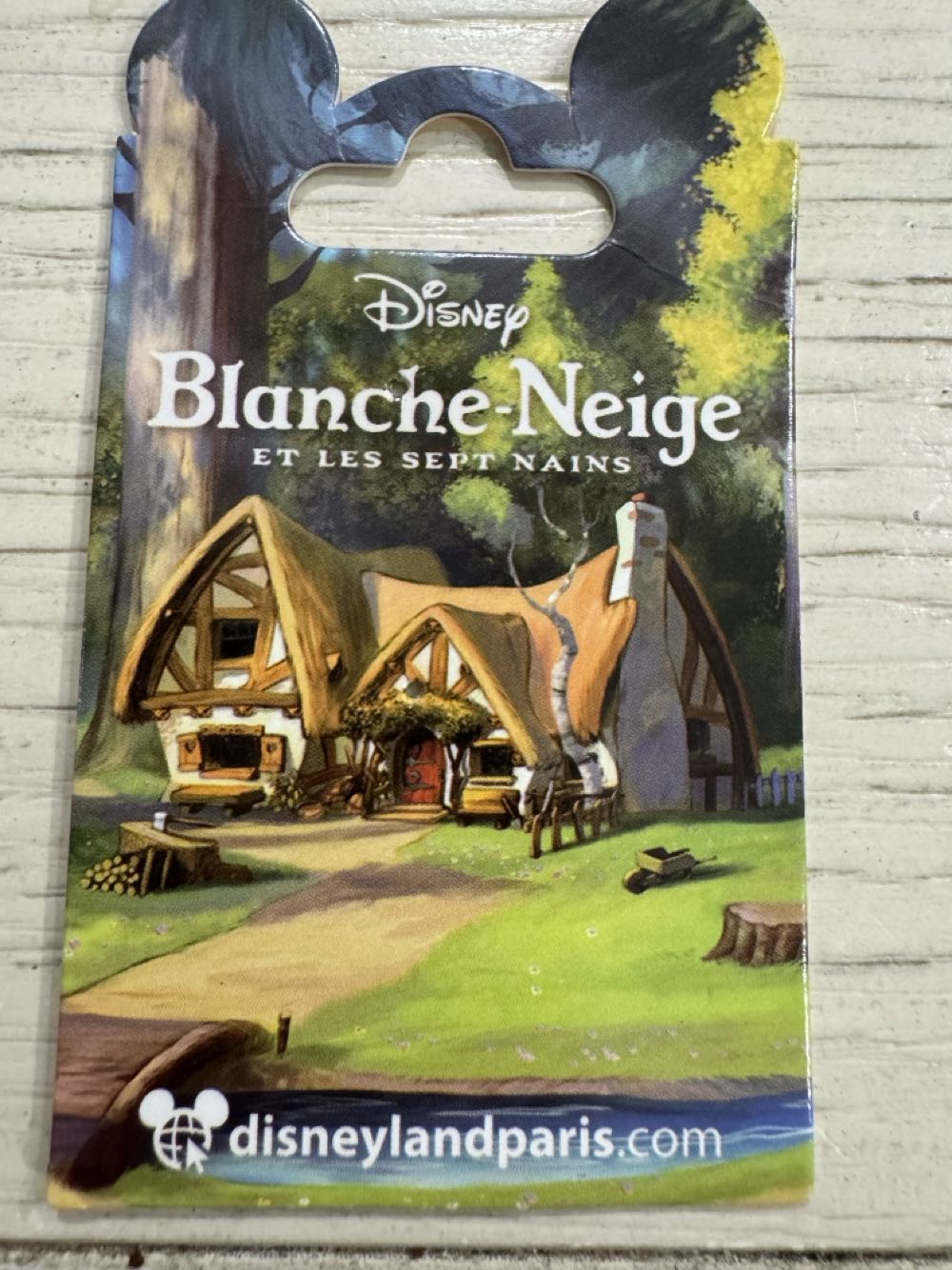 DLP Snow White Dopey And Happy - Disney Trading Pin pin collectible [Barcode 2078010240837] - Main Image 4