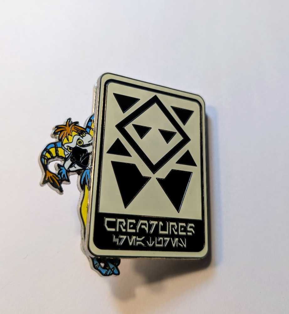Loth Cat and Monkey Lizard Logo Slider - Metal / Enamel / Limited Edition pin collectible [Barcode 400927163398] - Main Image 2