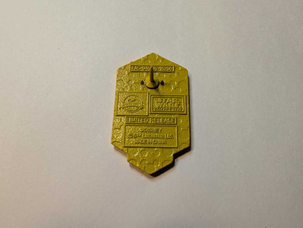 Rise of the Resistance Silhouette Mystery Collection - C-3PO - Metal / Enamel / Limited Release pin collectible - Main Image 2