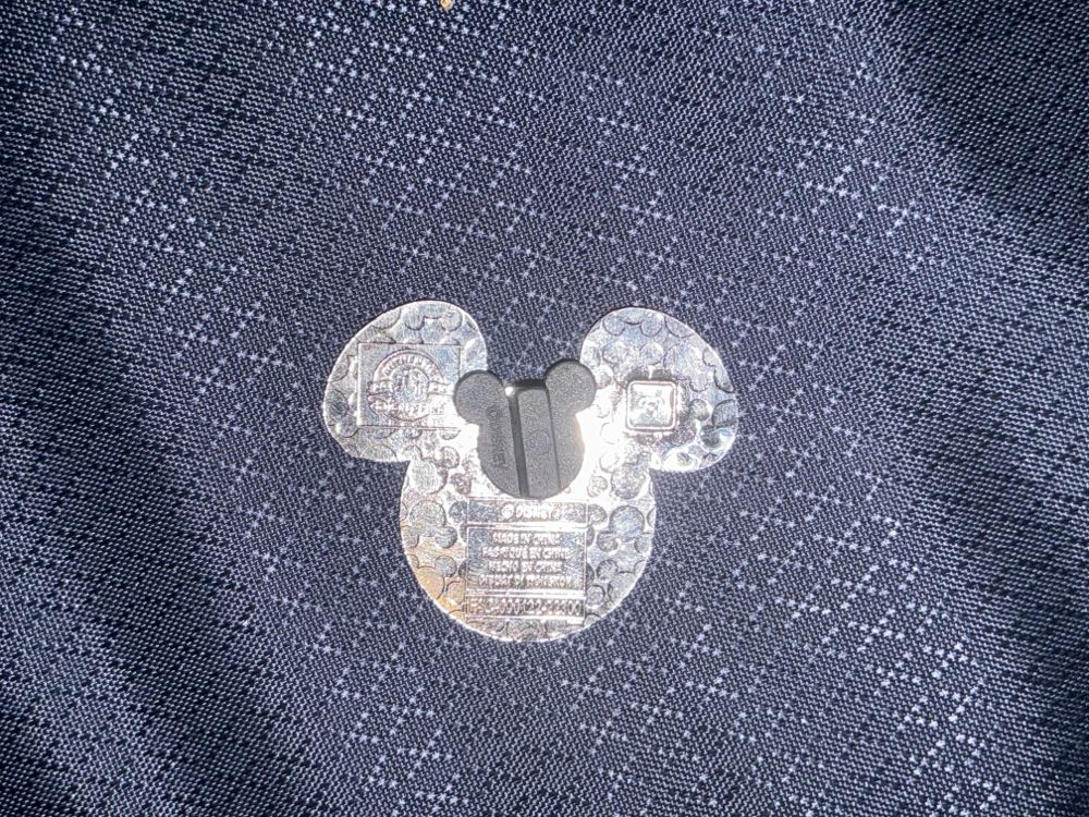 Rainbow - Mickey Icon - Pride Collection 2023 Pin  pin collectible - Main Image 2