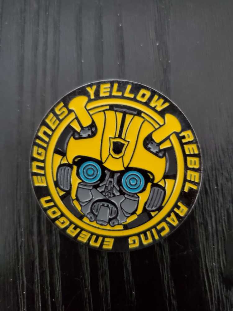 Disney Pins - Disneyland Logo