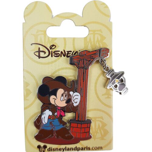 Epcot, Starbucks, test track