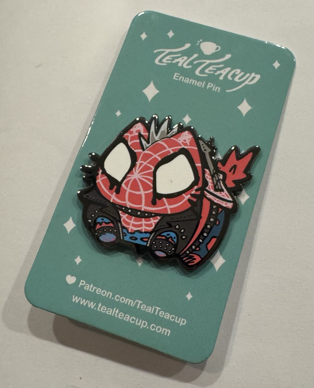 Spiderman Cat  pin collectible - Main Image 2