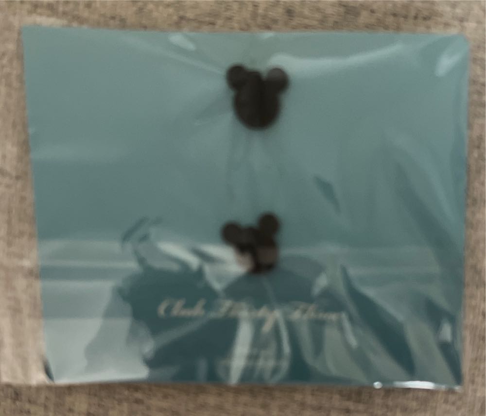 Club 33 - Happily Ever After Hours  pin collectible - Main Image 2