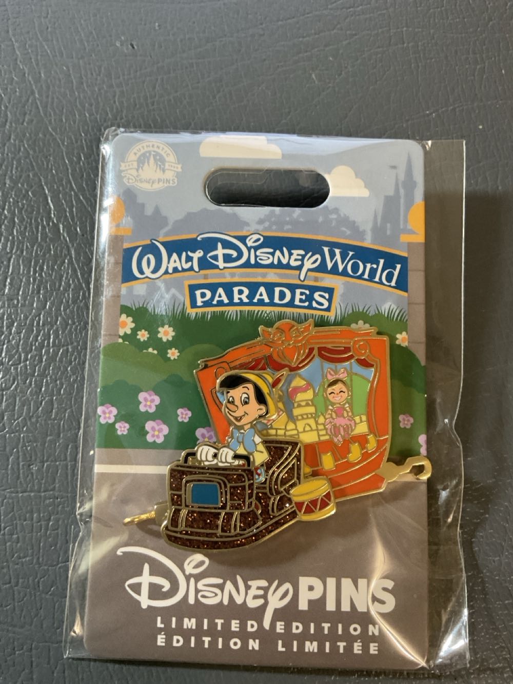 Batman Pins Gift Creations Vintage 1991 Epoxy Lapel