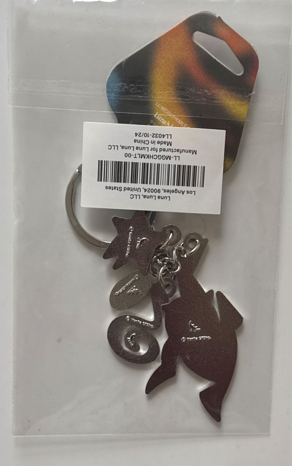 Luna Luna Gil’sing “ The Lizards Swallowed The Vampire Wind’ Key Ring  pin collectible - Main Image 2