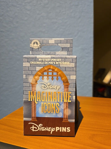 Celebrating 30 Years — Orange Bird and Spaceship Earth