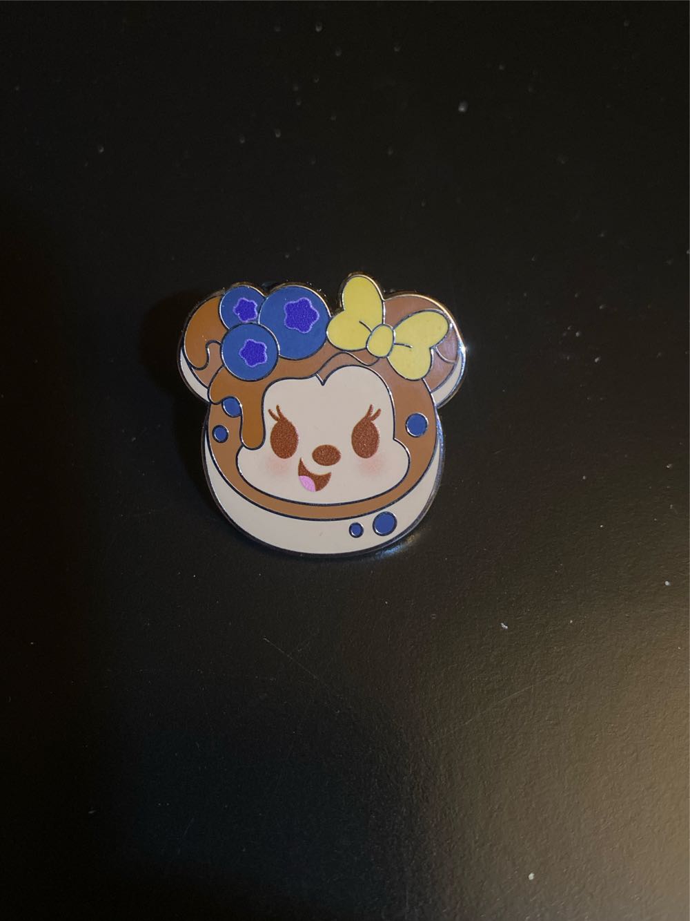 2023 - Disney Epcot Flower & Garden Alice Wonderland Passholder 2025