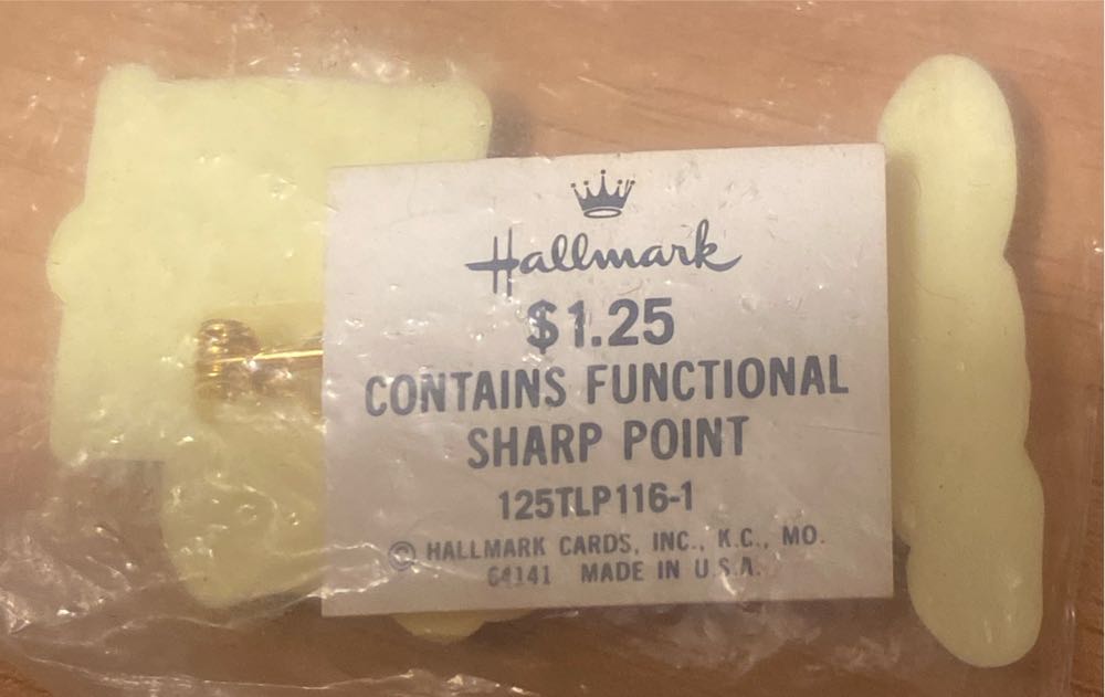 Hallmark Pilgrim With Sign Holiday Pin - Collectible Holiday Lapel Pin pin collectible - Main Image 2