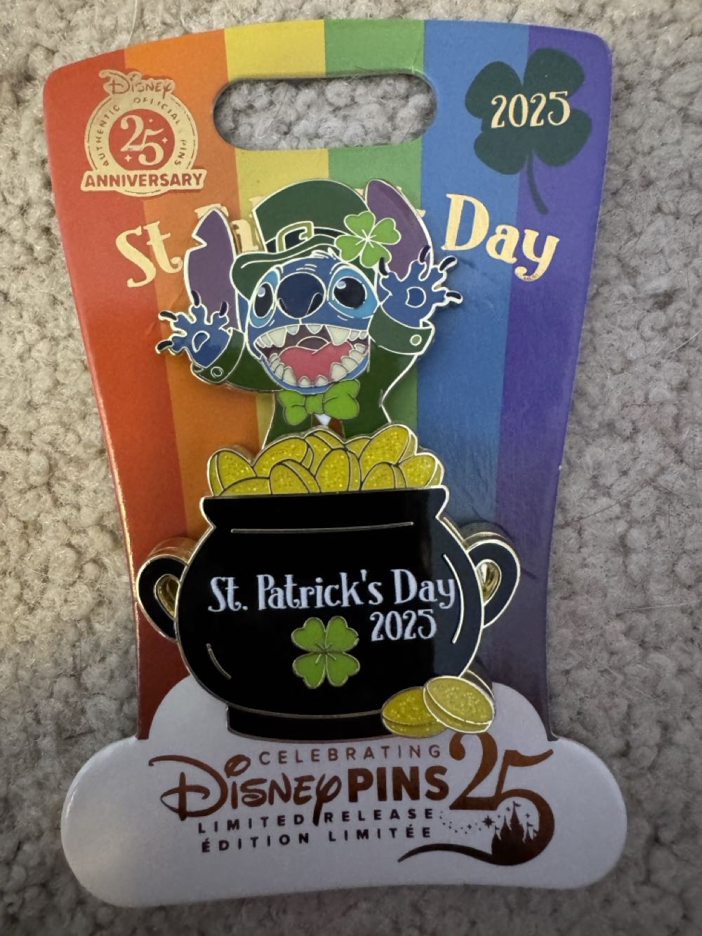 St. Patrick’s Day Stitch  pin collectible [Barcode 400987018850] - Main Image 2