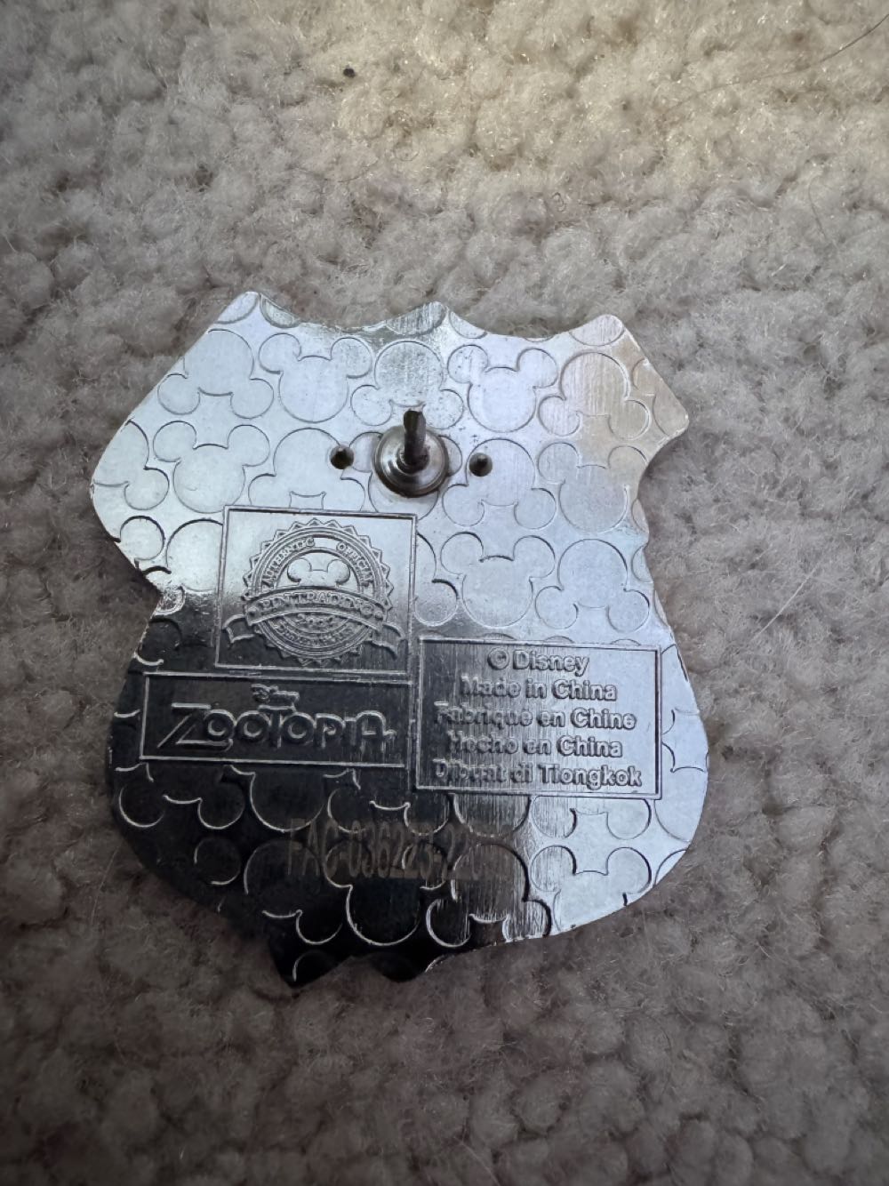 HKDL Zootopia Mystery Set - Lion - Mystery Box pin collectible - Main Image 2