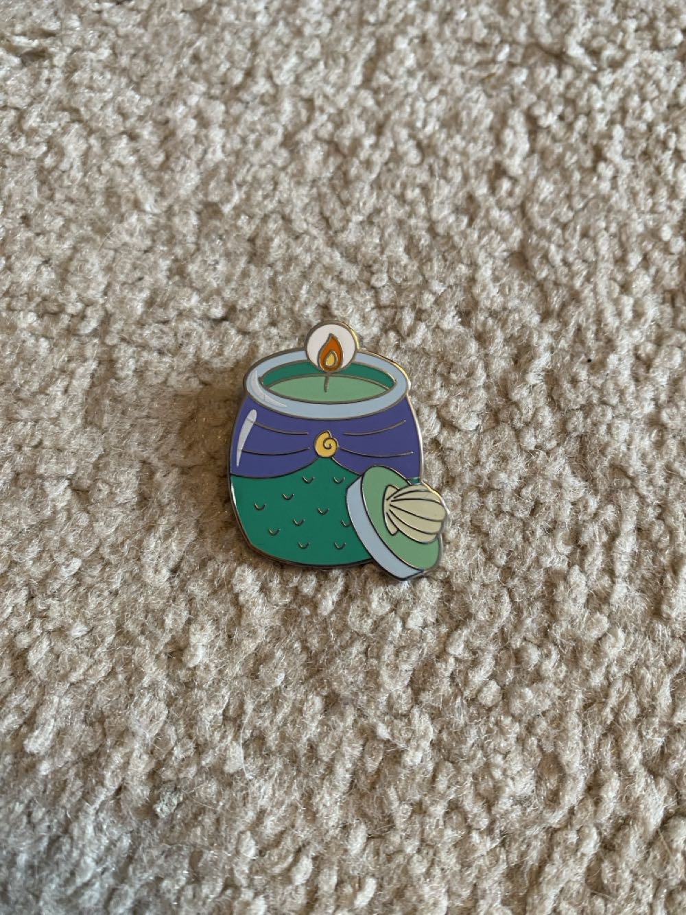 Disney Magical Mystery Princess Candle Pin Blind Pack- Belle  pin collectible [Barcode 400977723153] - Main Image 2