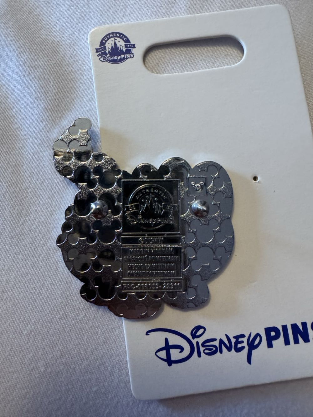 Pluto Pin Pin 27940 - Disney Trading Pin pin collectible [Barcode 400956623696] - Main Image 2