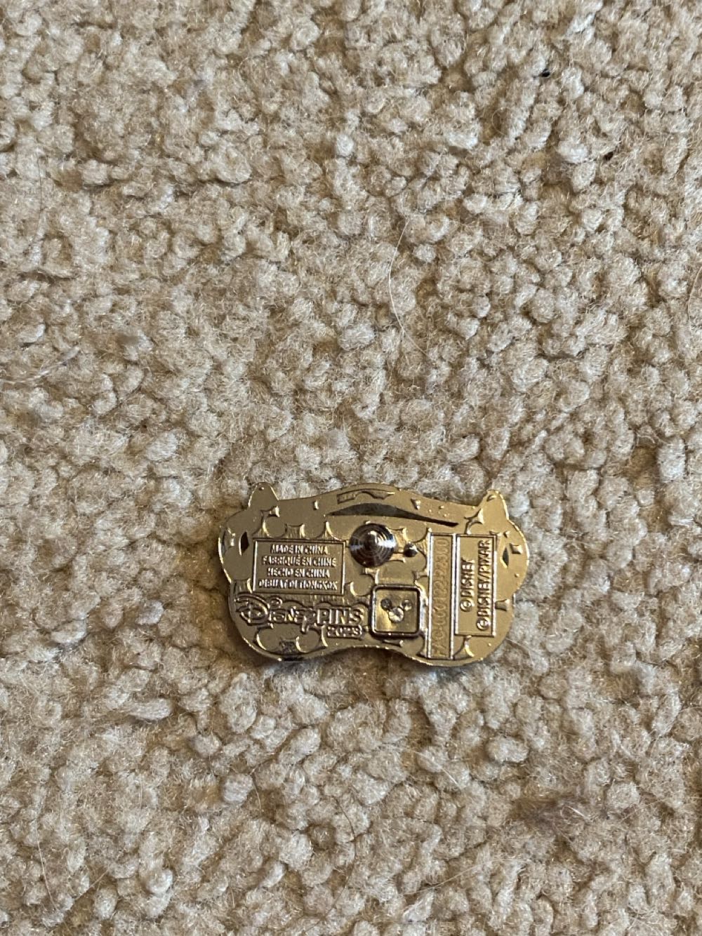 24 Mystery Series 24 Sleep Masks Magical Disney Mask- Mr. Incredible  pin collectible [Barcode 400956817873] - Main Image 3