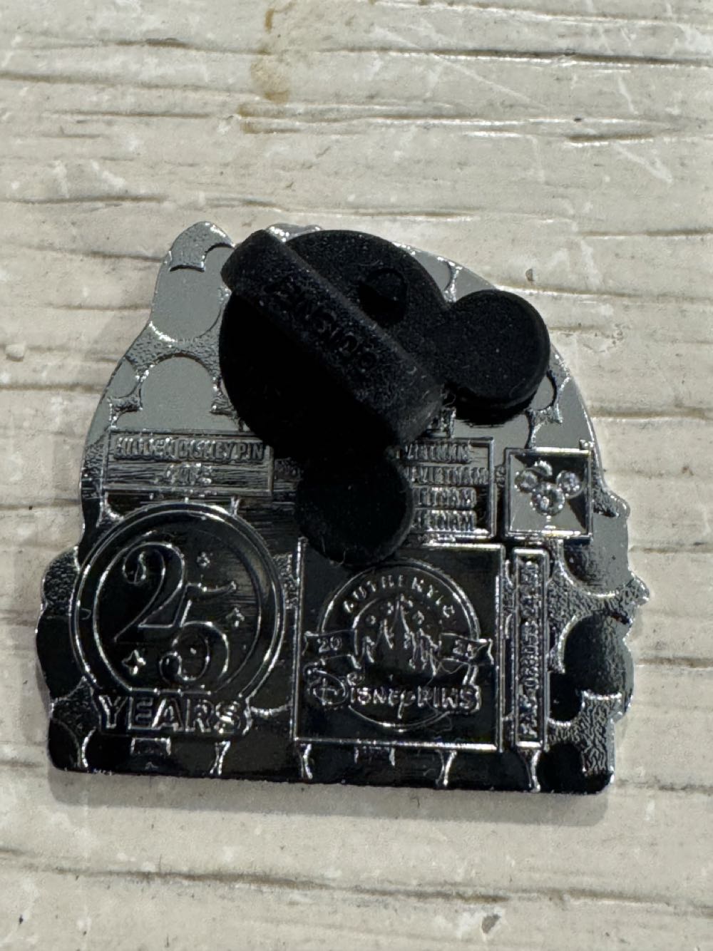 Simba - 25 Years of Pin Trading - Hidden Disney - 25 Years of Pin Trading Hidden Disney pin collectible - Main Image 2