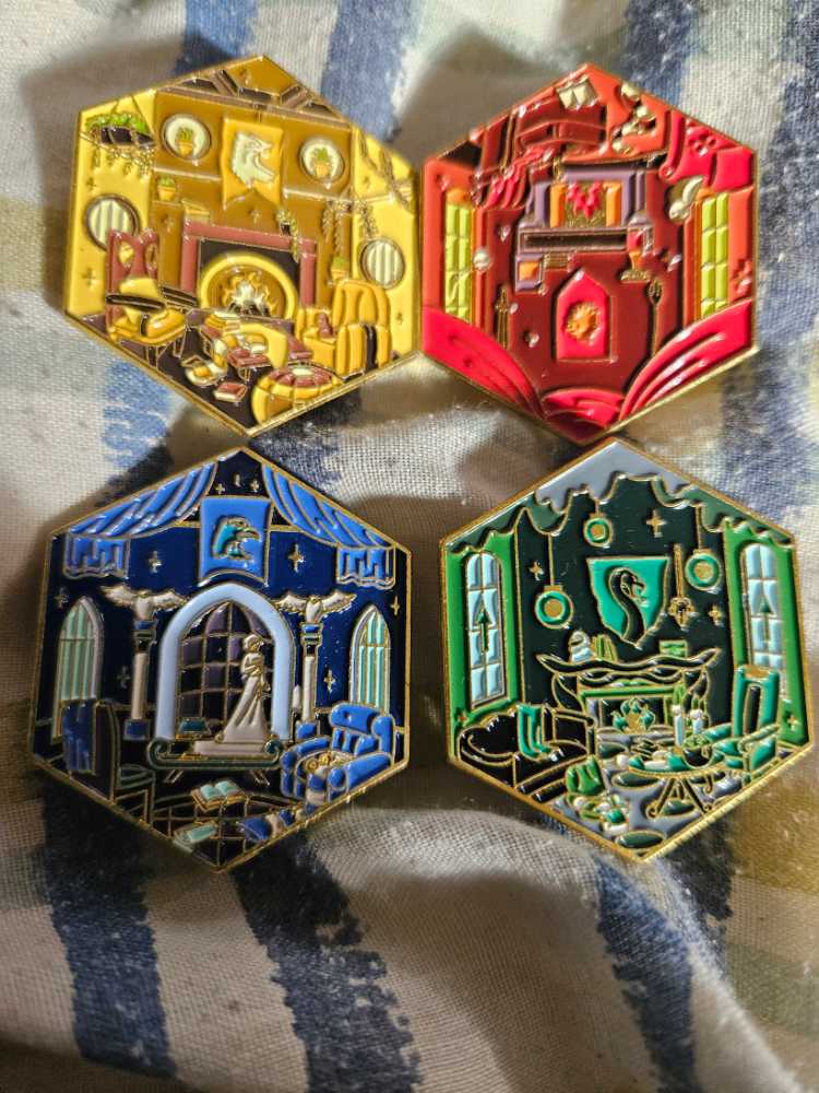 Great Eastern - My Hero Academia - Pinky and Tentacle 2-Piece Pin Set