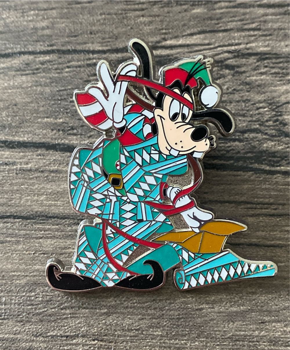 Goofy & Mickey Through The Years 