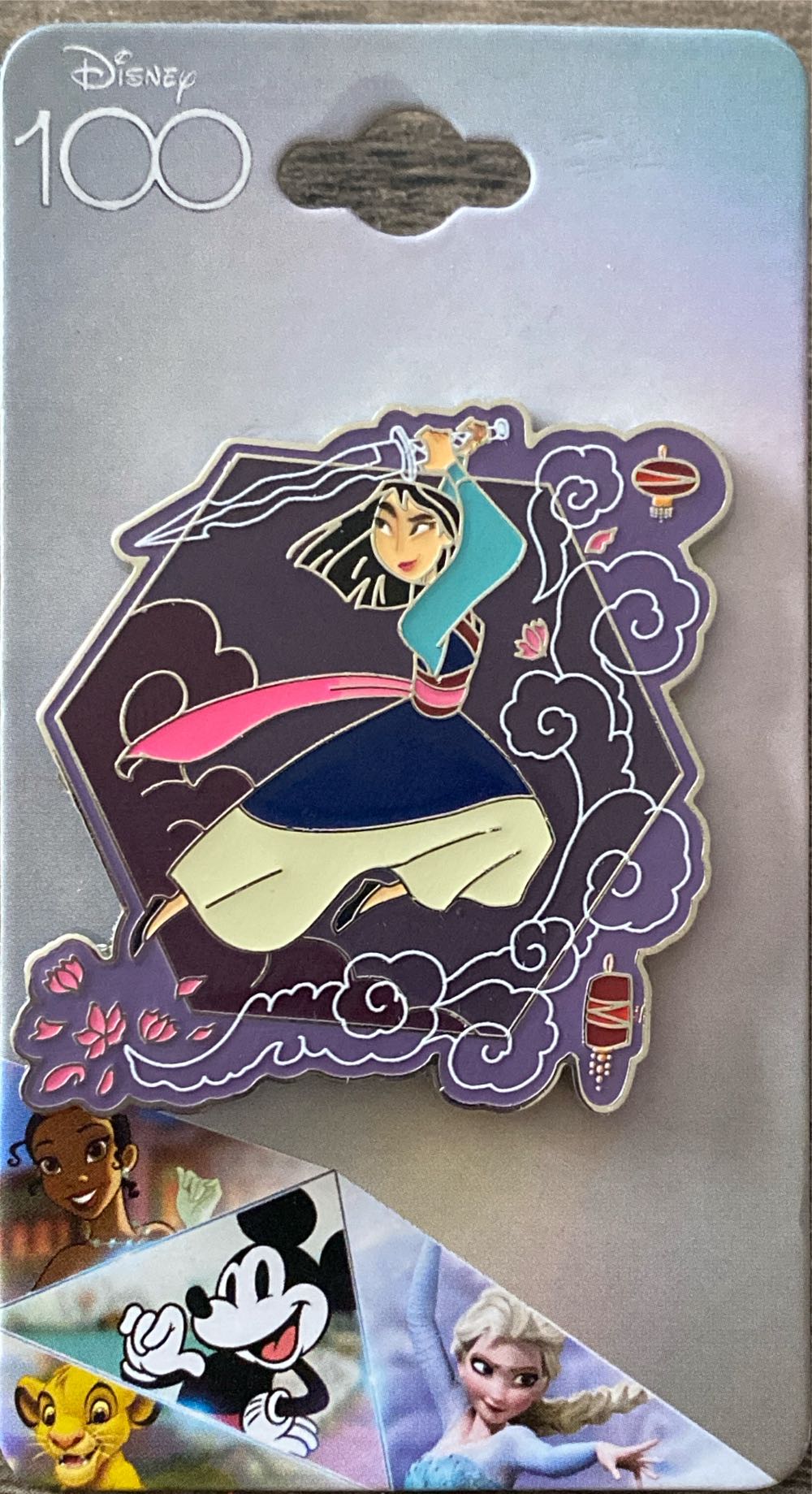 The World Pluto Walt Disney Trading Around The Sitting On Disneyana World. Card New