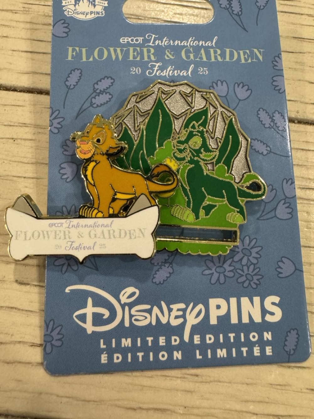 Intentional Flower & Garden Festival 2025 - Simba - Flower and Garden Festival pin collectible [Barcode 400987318493] - Main Image 2