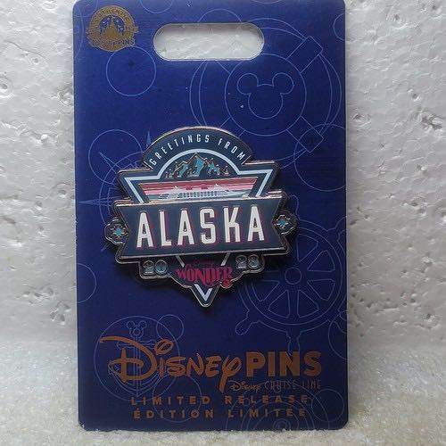 Hallmark Pin Inspired By Keepsake Jolly Christmas Tree