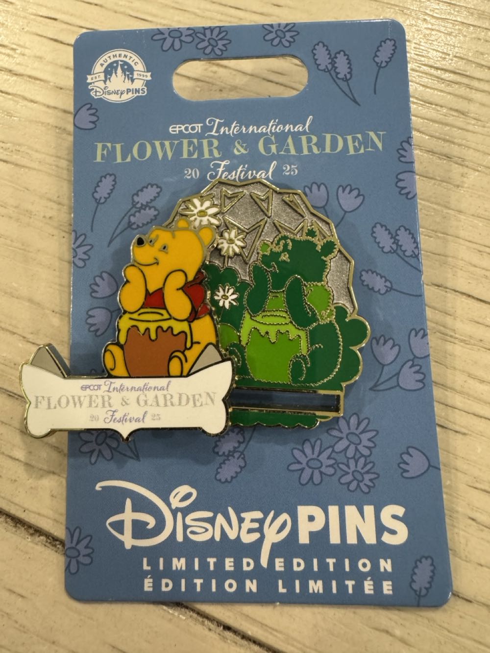 Flower And Garden Festival Epcot Winnie The Pooh Topiary Slider  pin collectible [Barcode 400987318486] - Main Image 2