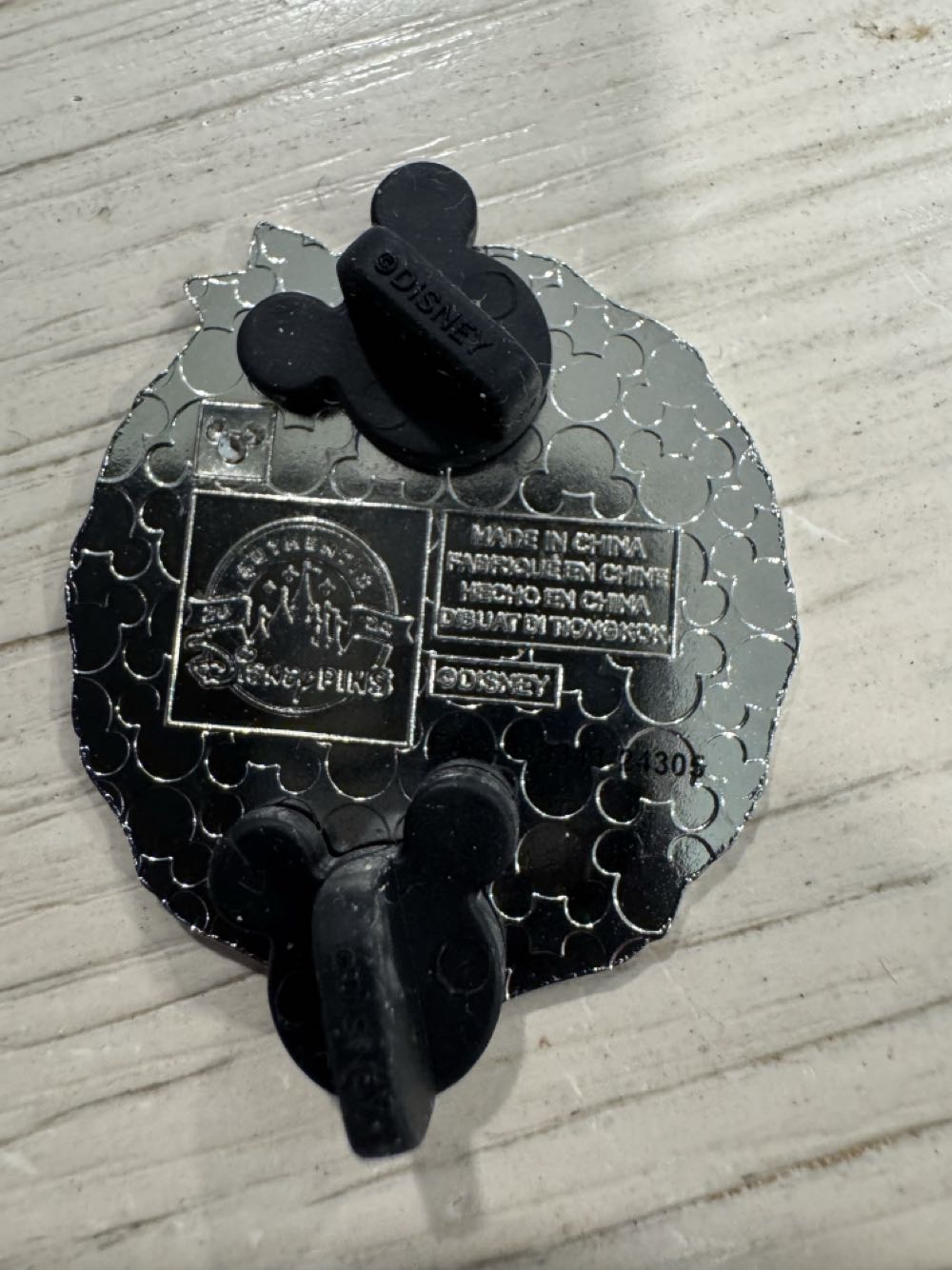 Adventureland Orangebird  pin collectible - Main Image 2